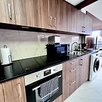 Finikoudes Nest 1 Apartment Larnaca
